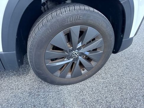 Used 2022 Volkswagen Taos S AWD/4WD image 11