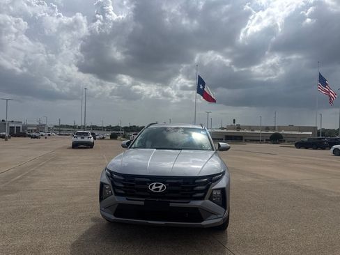 Used 2025 Hyundai Tucson SEL FWD image 5