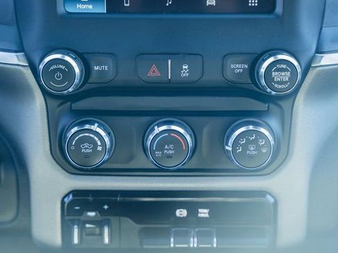 Used 2024 RAM 3500 Big Horn image 26