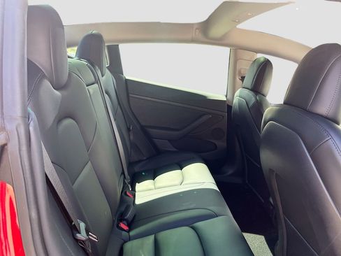 Used 2022 Tesla Model 3 Performance AWD/4WD image 23