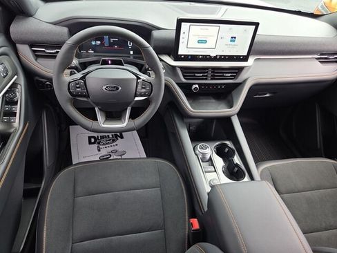 Used 2026 Ford Explorer Tremor w/ Tremor Ultimate Package AWD/4WD image 10