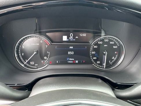Used 2025 Cadillac XT5 Premium Luxury AWD/4WD image 12