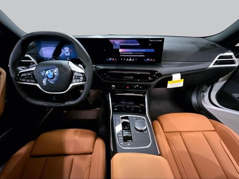 New 2025 BMW 230i xDrive Coupe w/ Convenience Package AWD/4WD image 7