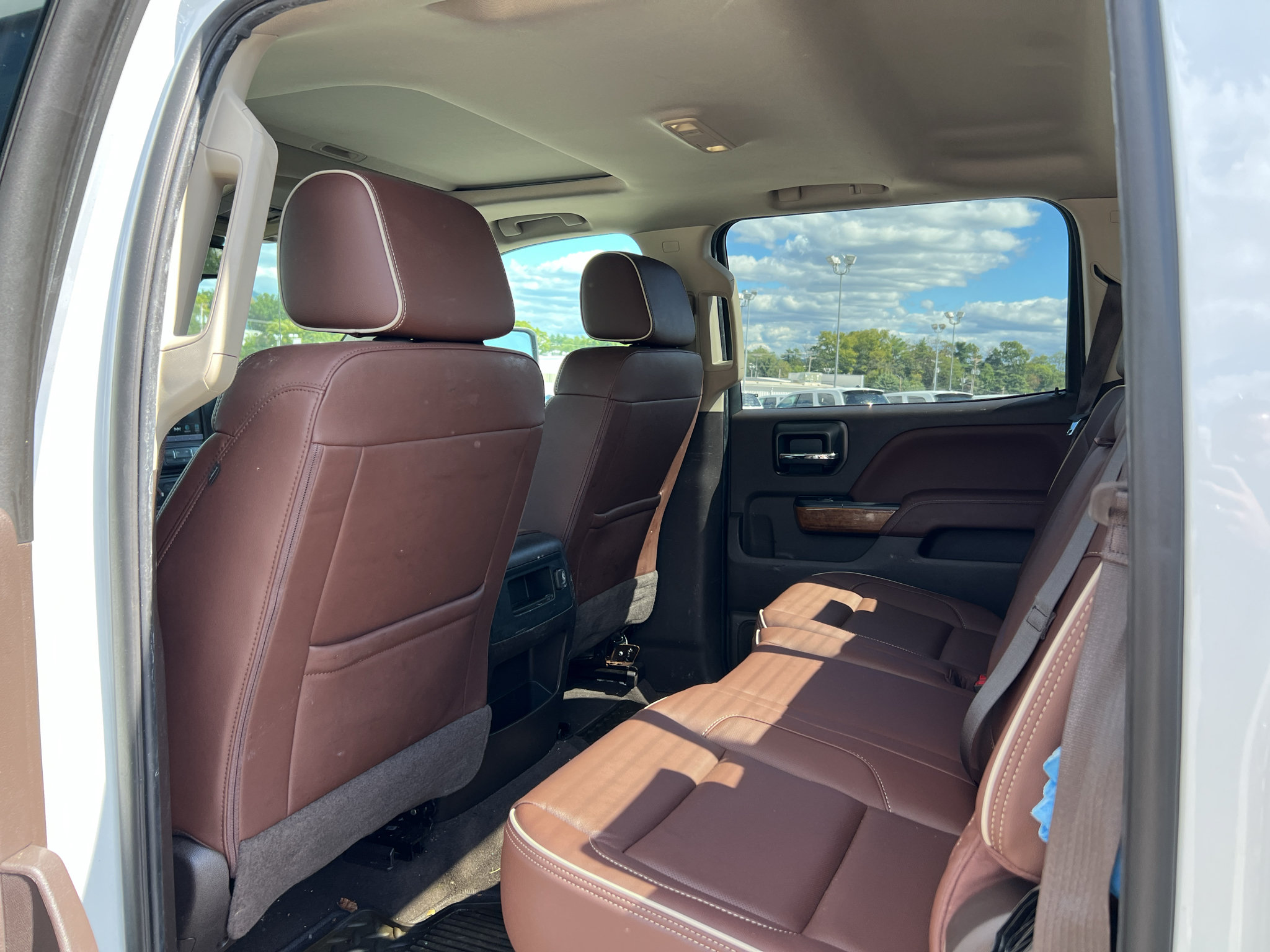 Used 2019 Chevrolet Silverado 2500 High Country w/ Duramax Plus Package AWD/4WD image 10