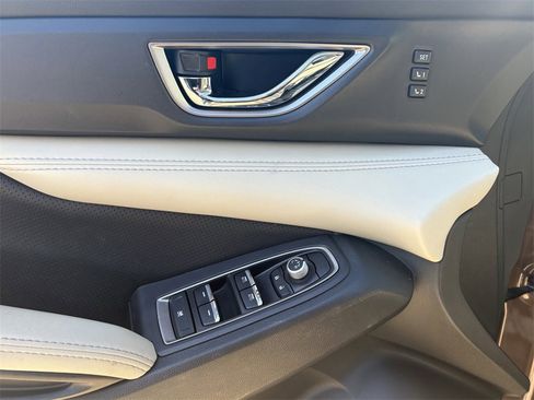 Used 2021 Subaru Ascent Limited w/ Technology Package image 11