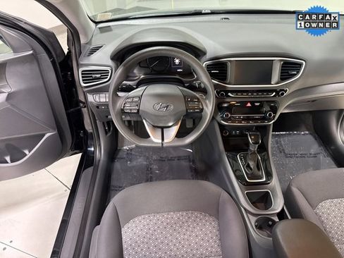 Used 2018 Hyundai Ioniq Blue image 12