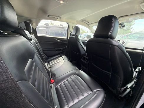 Used 2024 Ford Edge SEL AWD/4WD image 11