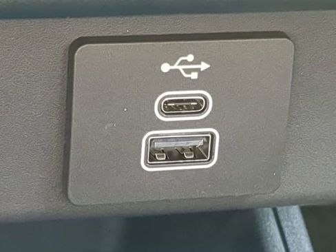 New 2025 Ford Maverick XLT w/ XLT Luxury Package image 22