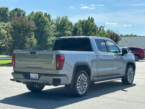 Used 2023 GMC Sierra 1500 Denali Ultimate AWD/4WD image 10