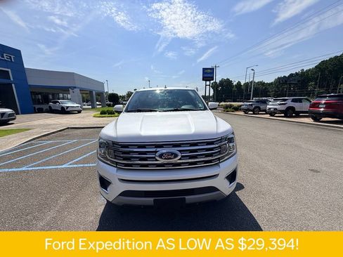 Used 2019 Ford Expedition Limited w/ Equipment Group 301A RWD image 21