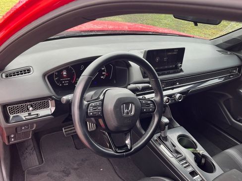 Used 2023 Honda Civic Sport image 18