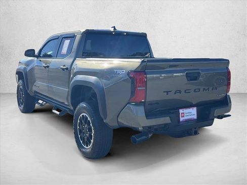 Certified 2025 Toyota Tacoma TRD Off-Road image 7