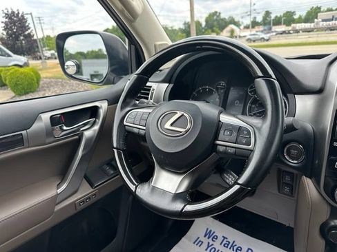 Used 2022 Lexus GX 460 Premium w/ Premium Plus Package AWD/4WD image 34