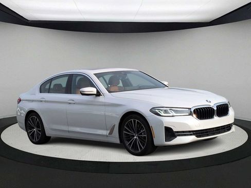 Used 2023 BMW 530i xDrive w/ Premium Package AWD/4WD image 2