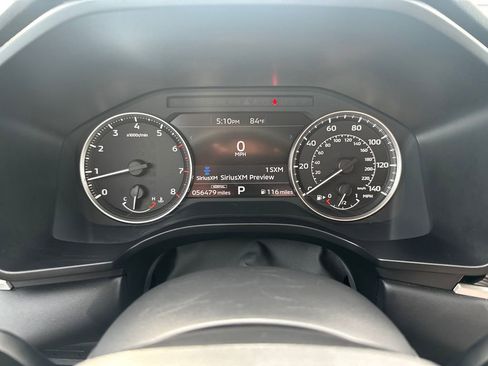 Used 2024 Mitsubishi Outlander ES FWD image 23