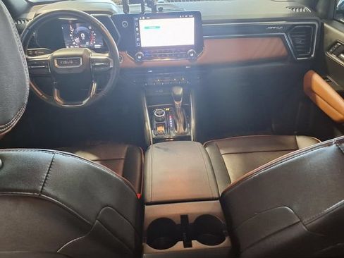 Used 2023 GMC Canyon AT4 w/ AT4 Premium Package AWD/4WD image 22