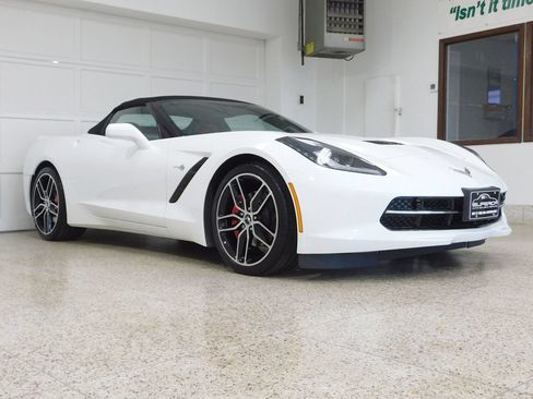Used 2016 Chevrolet Corvette Stingray Convertible w/ 3LT Preferred Equipment Group RWD image 5