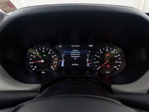Used 2025 Jeep Compass Limited AWD/4WD image 25