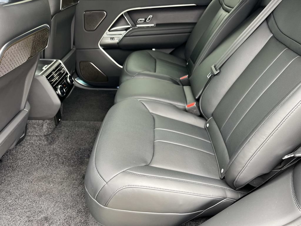 New 2026 Land Rover Range Rover Long Wheelbase Autobiography AWD/4WD image 10