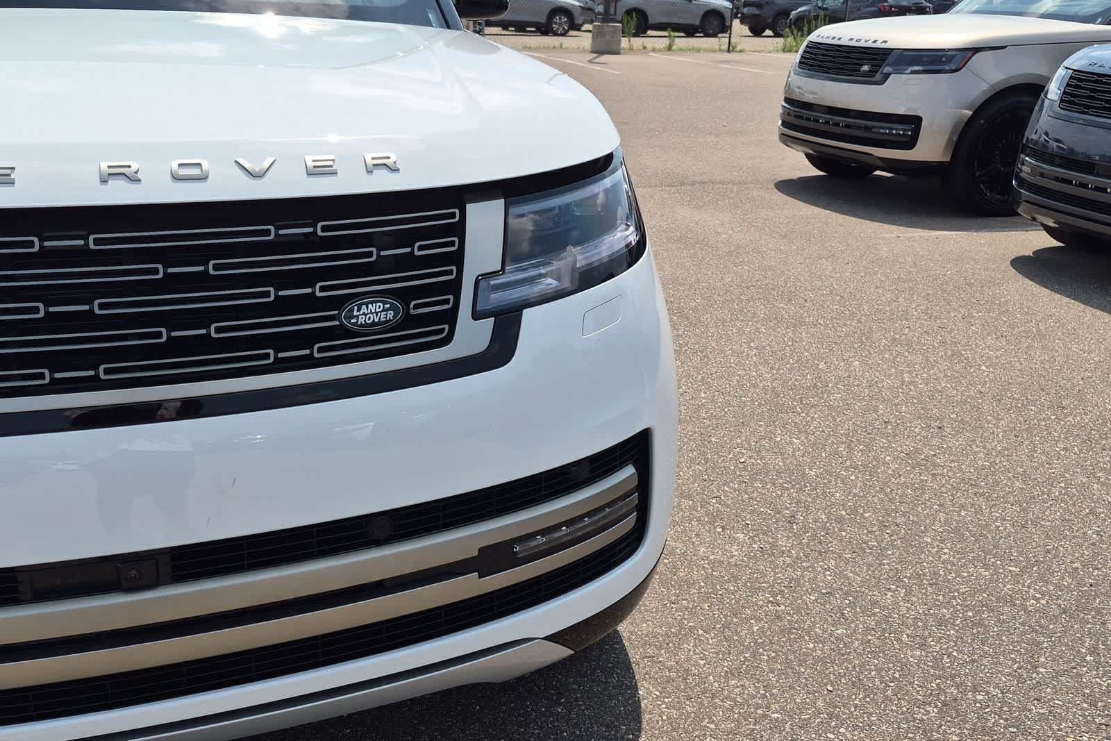 New 2026 Land Rover Range Rover SE AWD/4WD image 10