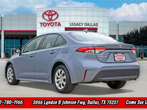 Used 2024 Toyota Corolla LE image 7