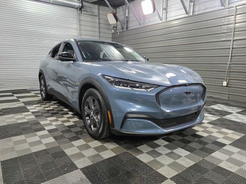 Used 2023 Ford Mustang Mach-E Select w/ Comfort Package Lite image 4