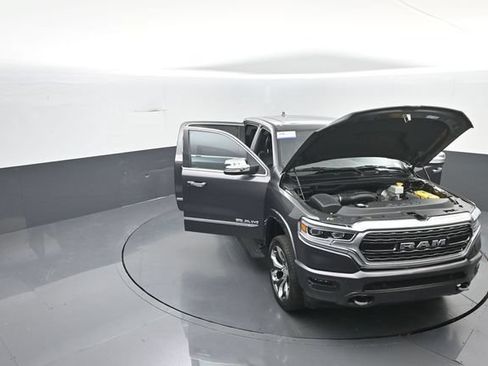 Used 2022 RAM 1500 Limited w/ Body Color Bumper Group AWD/4WD image 44