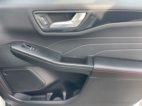 New 2026 Ford Escape ST-Line w/ Tech Pack #1 image 16