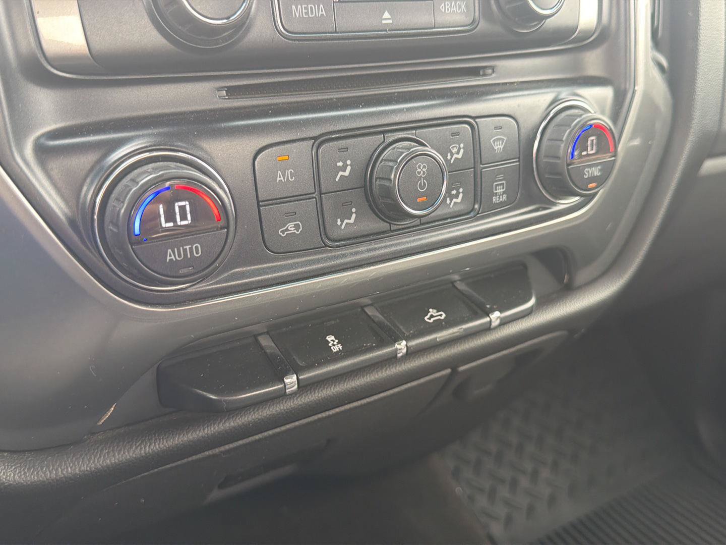 Used 2015 Chevrolet Silverado 1500 LT w/ Texas Edition, 1LT Trim RWD image 24