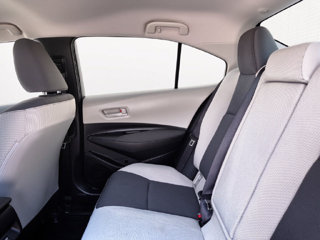 Used 2024 Toyota Corolla LE FWD image 28