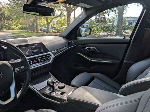 Used 2019 BMW 330i xDrive Sedan w/ Convenience Package image 14