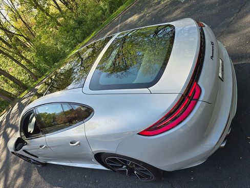 Used 2020 Porsche Panamera 4S image 74