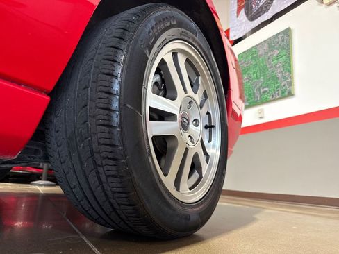 Used 2005 Ford Mustang GT Premium image 41