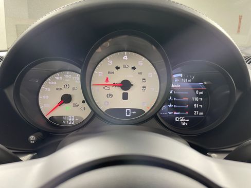 Used 2025 Porsche 718 Boxster S image 18