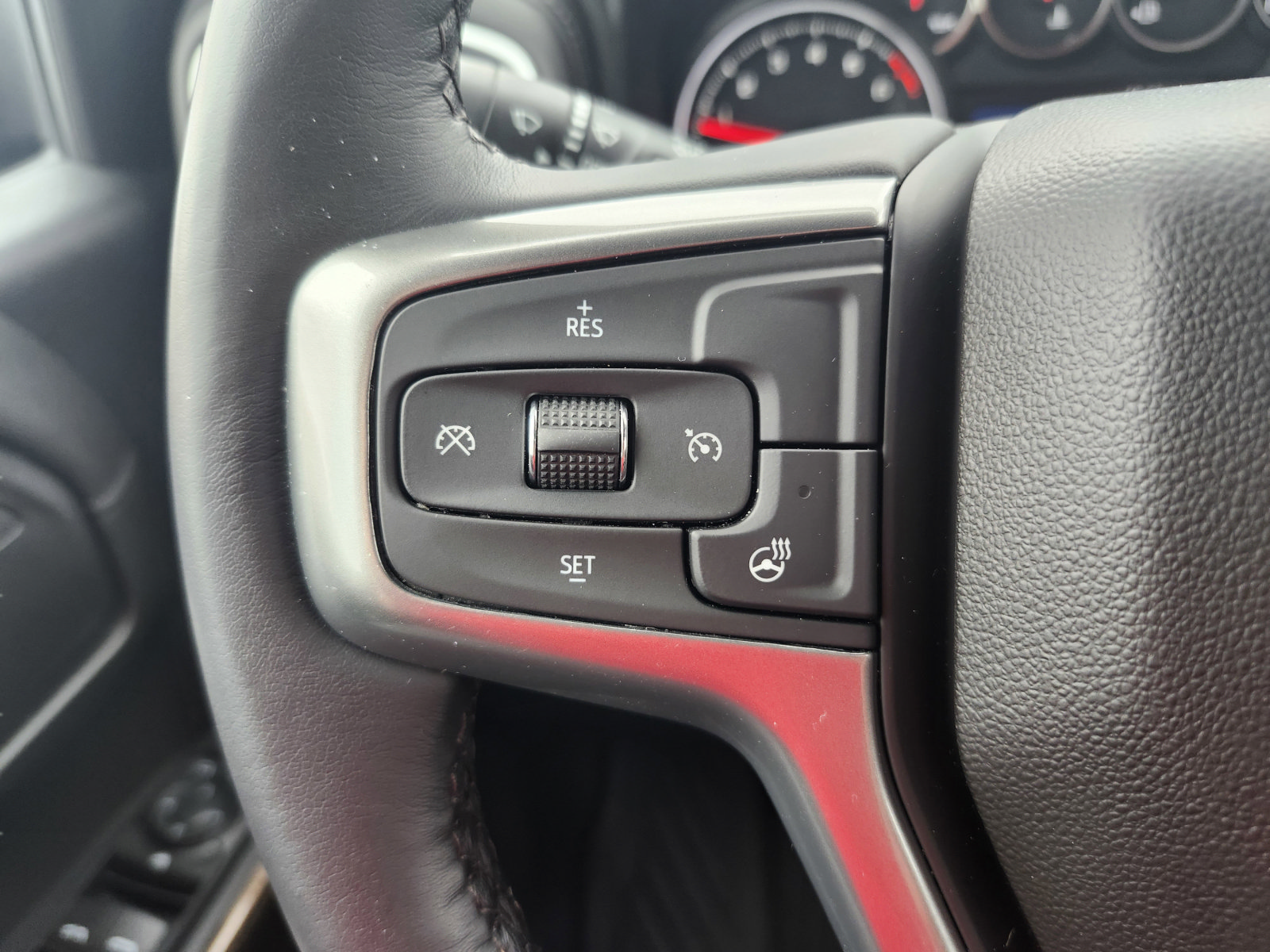 Used 2022 Chevrolet Silverado 1500 RST AWD/4WD image 15