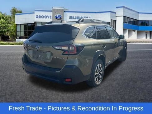 Used 2024 Subaru Outback Premium AWD/4WD image 5