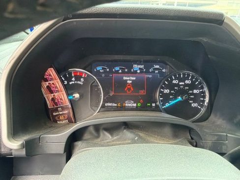 Used 2022 Ford F350 Lariat w/ Tremor Off-Road Package AWD/4WD image 6
