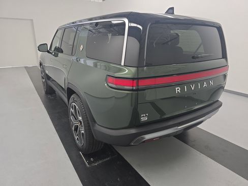Used 2024 Rivian R1S Adventure AWD/4WD image 3
