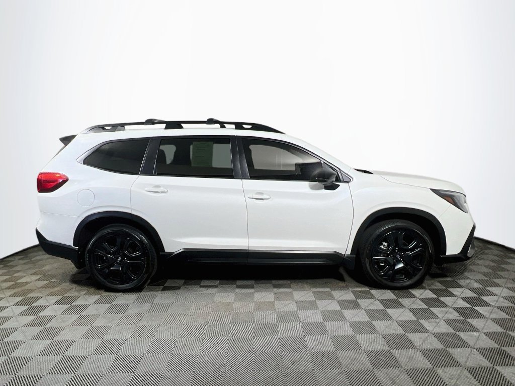 Used 2024 Subaru Ascent Onyx Edition AWD/4WD image 8
