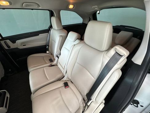 Used 2025 Honda Odyssey EX-L image 40