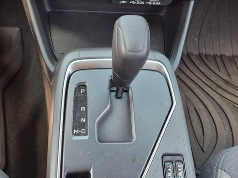 Used 2025 Subaru Crosstrek 2.5i Premium AWD/4WD image 10