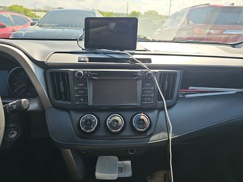 Used 2017 Toyota RAV4 LE w/ All Weather Liner Package AWD/4WD image 7