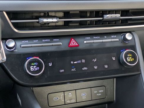 Used 2025 Hyundai Sonata SEL image 17