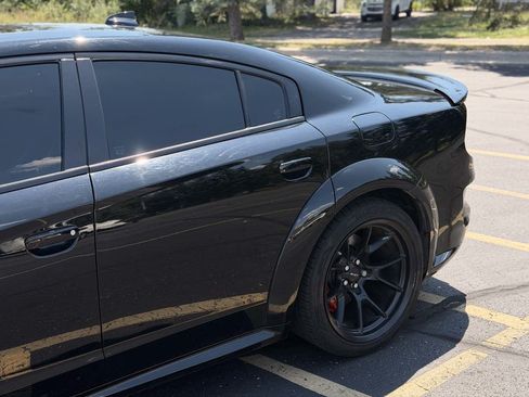 Used 2022 Dodge Charger SRT Hellcat RWD image 4