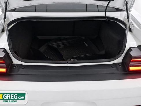 Used 2019 Dodge Challenger R/T RWD image 17