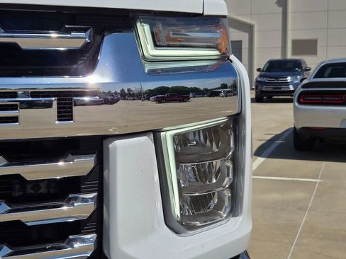 Used 2023 Chevrolet Silverado 2500 LTZ w/ LTZ Premium Package AWD/4WD image 33