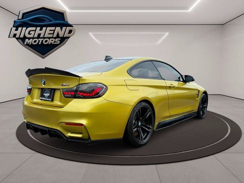 Used 2018 BMW M4 Coupe RWD image 9