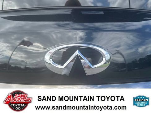 Used 2024 INFINITI QX80 Sensory AWD/4WD image 11