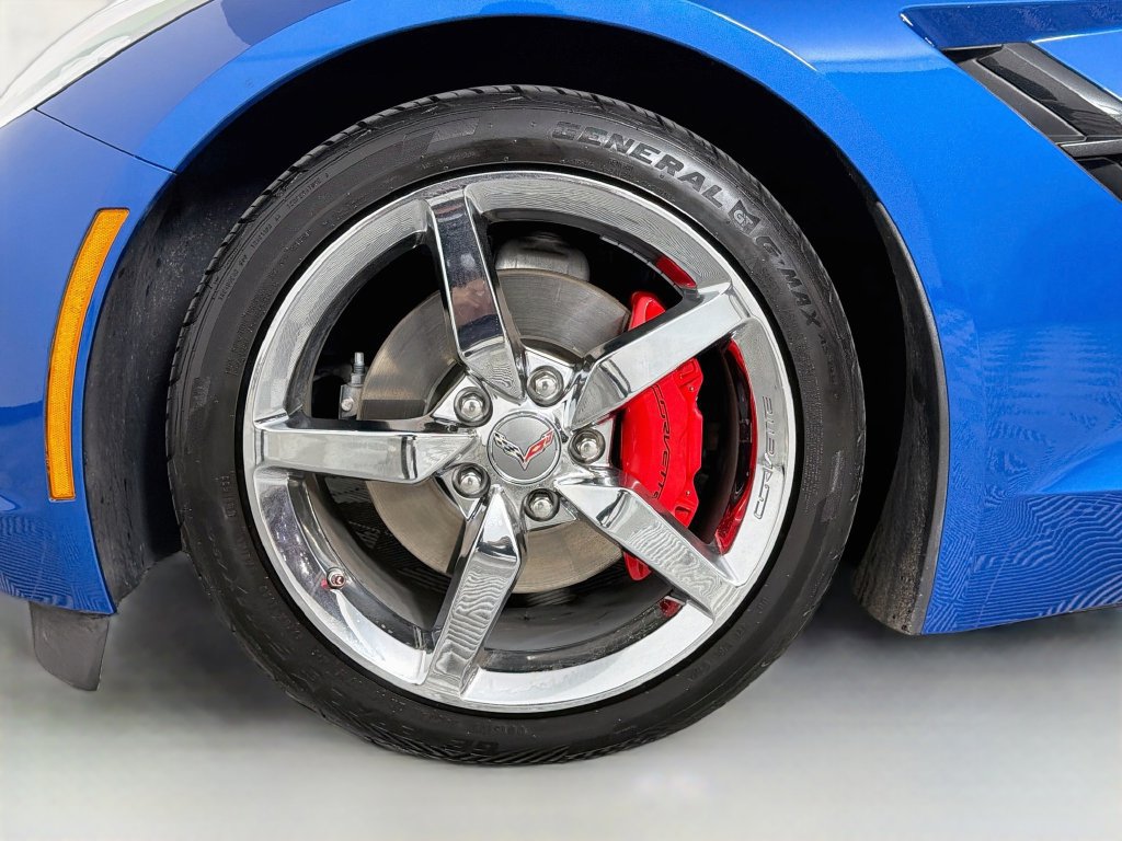 Used 2015 Chevrolet Corvette Stingray Convertible w/ Battery Protection Package RWD image 28