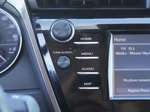 Used 2020 Toyota Camry LE w/ Carpet Mat Package image 21